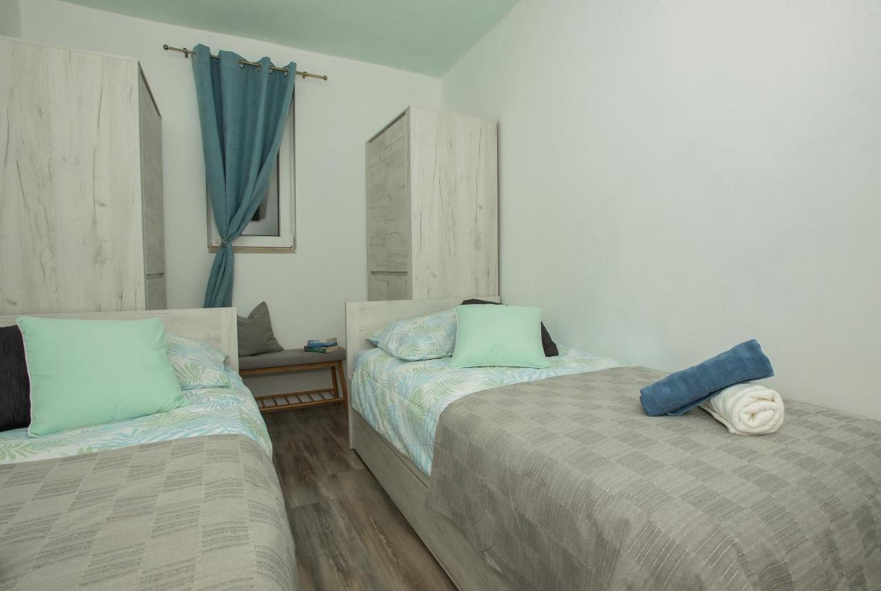 Apartman Koko With Private Jacuzzi Makarska Exterior photo
